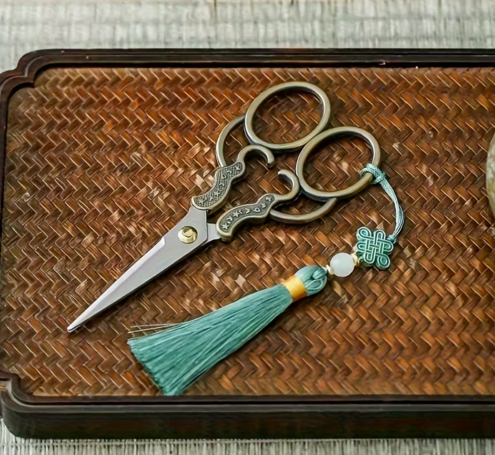 Embroidery Scissors with Fabric Sheath