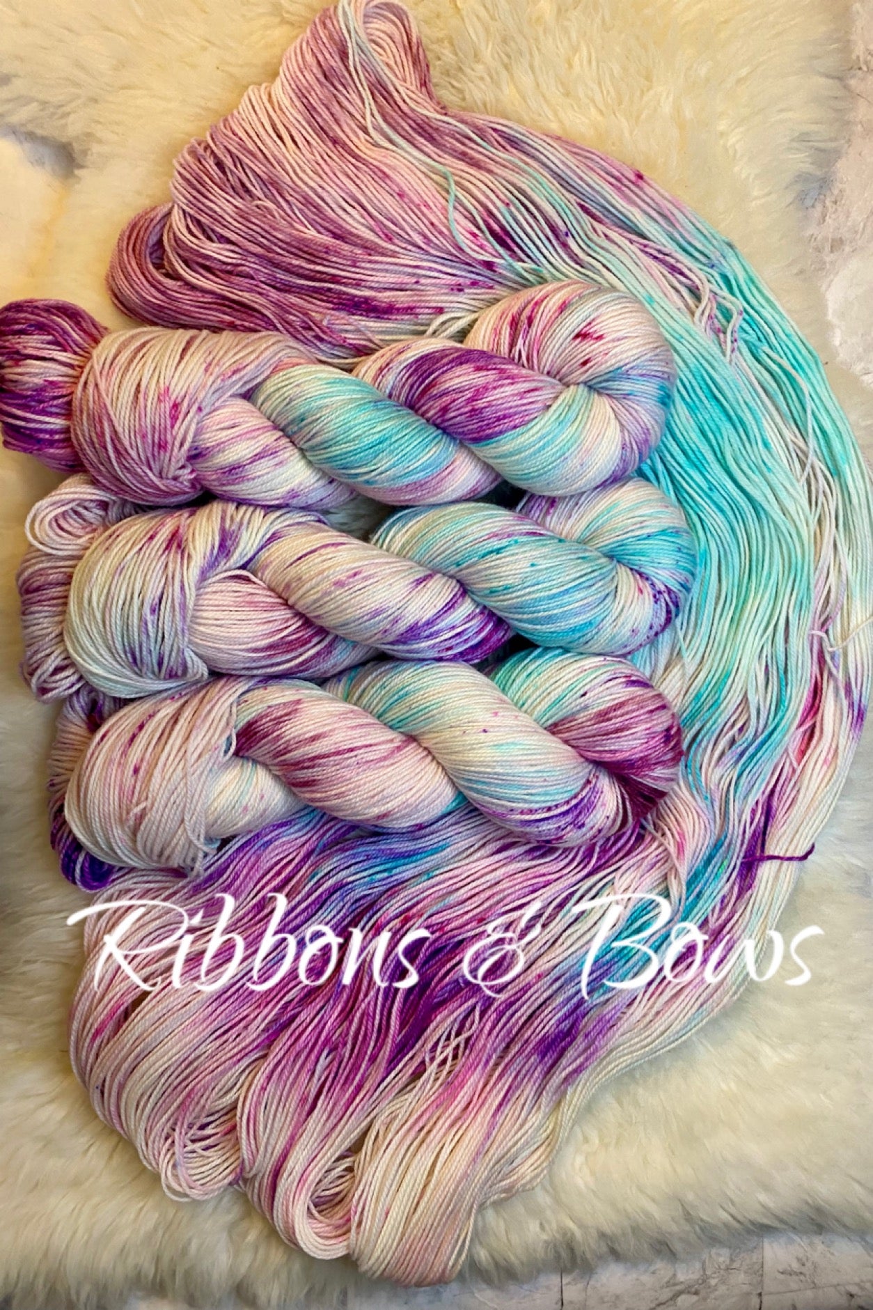 Ribbons and Bows 80/20 Sock